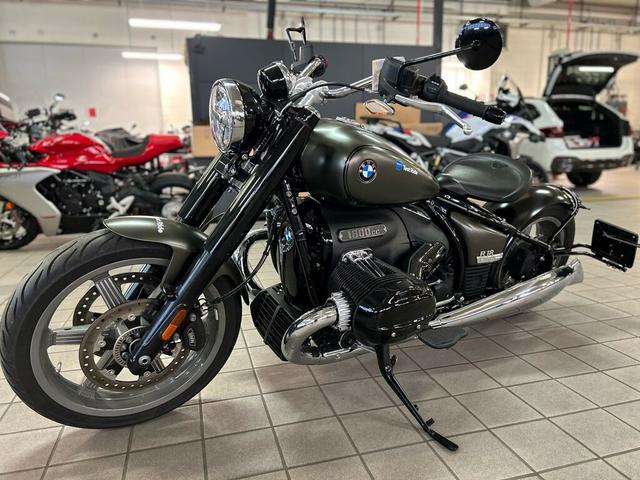BMW R 18