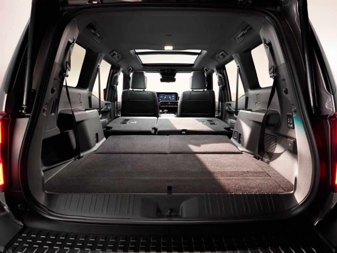 2024landcruiser-017_Grande