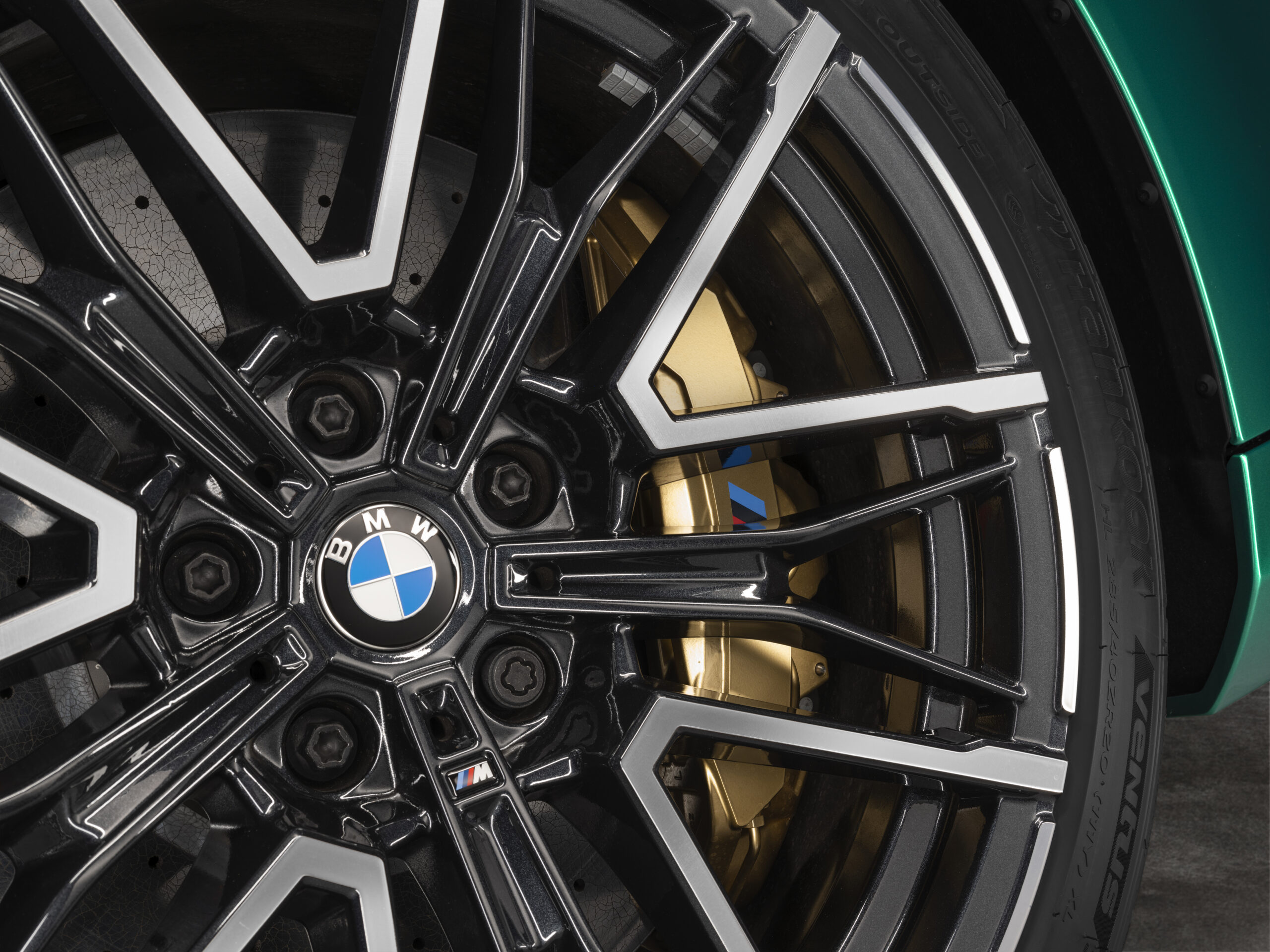 P90557426_highRes_the-all-new-bmw-m5-0