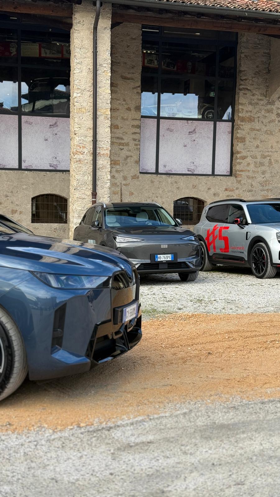 WhatsApp Image 2025-12-23 at 17.33.09