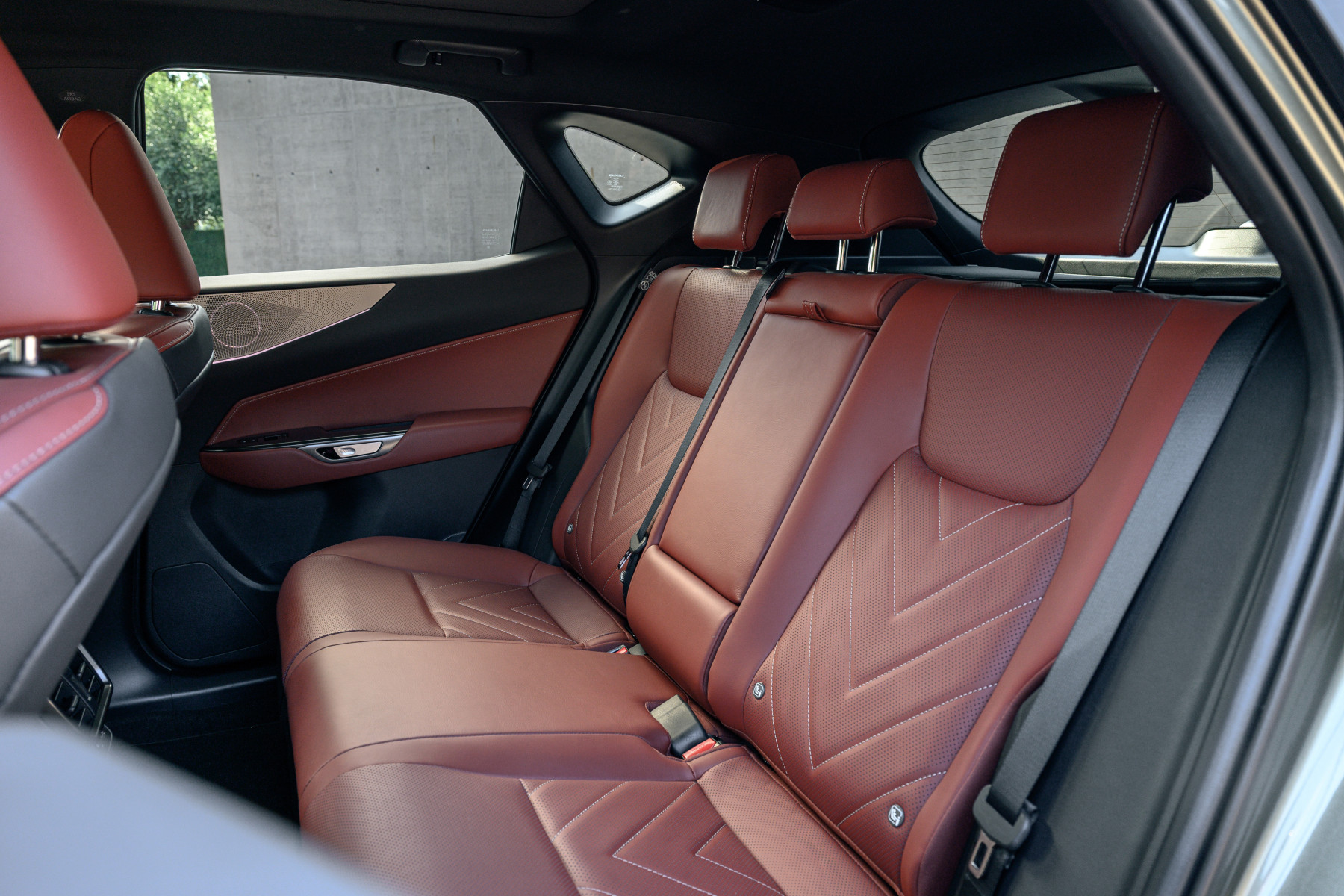 1920_nx350h_luxury_interior_0019